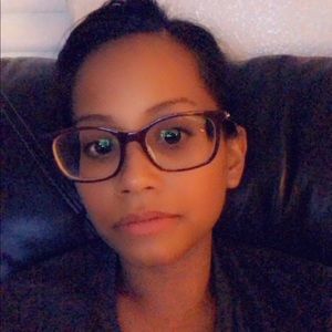 Meet your Posher, Krystal